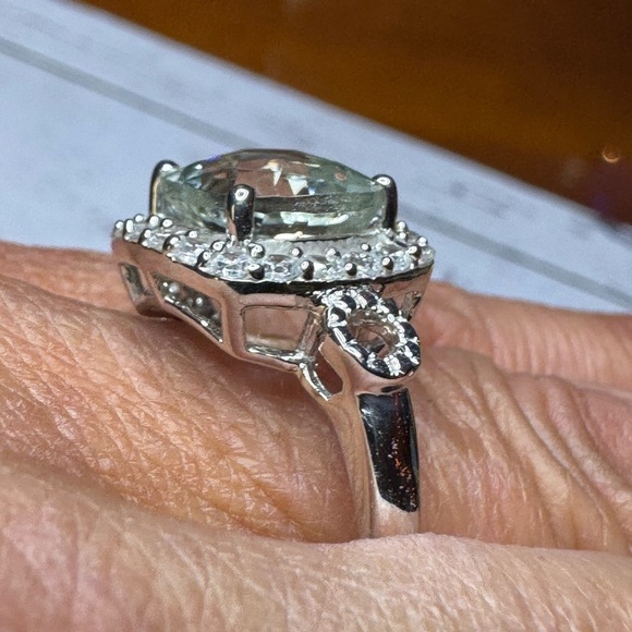 Simulated Prasiolite Ring in Sterling Silver (Size 10.0) 6.00 ctw - Picture 2 of 11